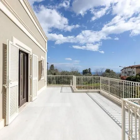 Ocean Breeze Villa - Luxe Living In The Heart Of Biarritz * Біарріц